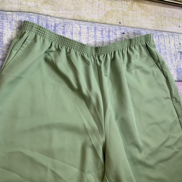 NWT ALFRED DUNNER Capri Pants green Size 22W - Picture 4 of 6